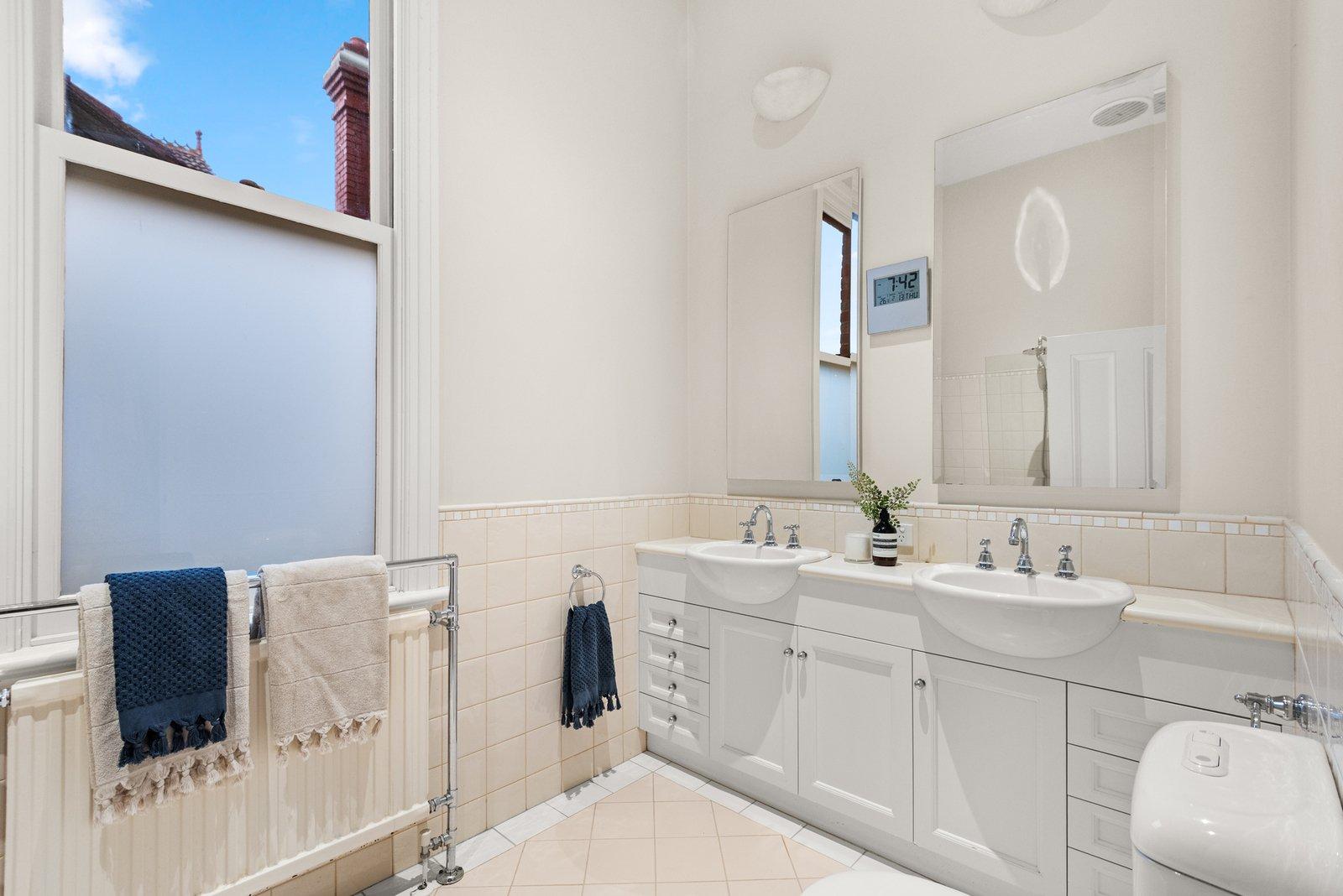 10 Epping Street, Malvern East, 3145