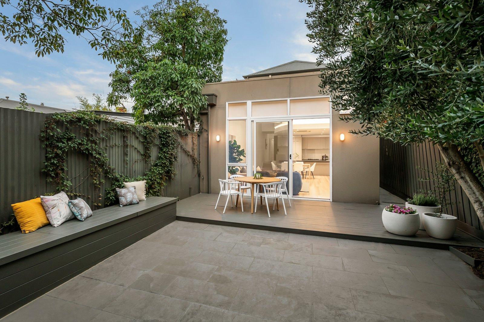 12 Colvin Grove, Hawthorn, 3122