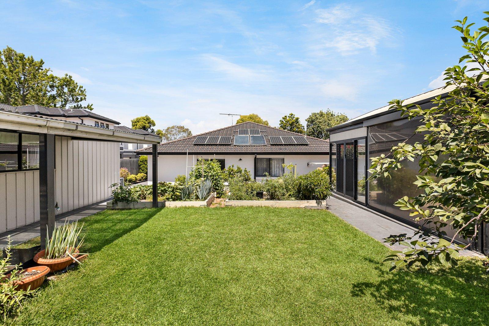 123 Waverley Road, Chadstone, 3148