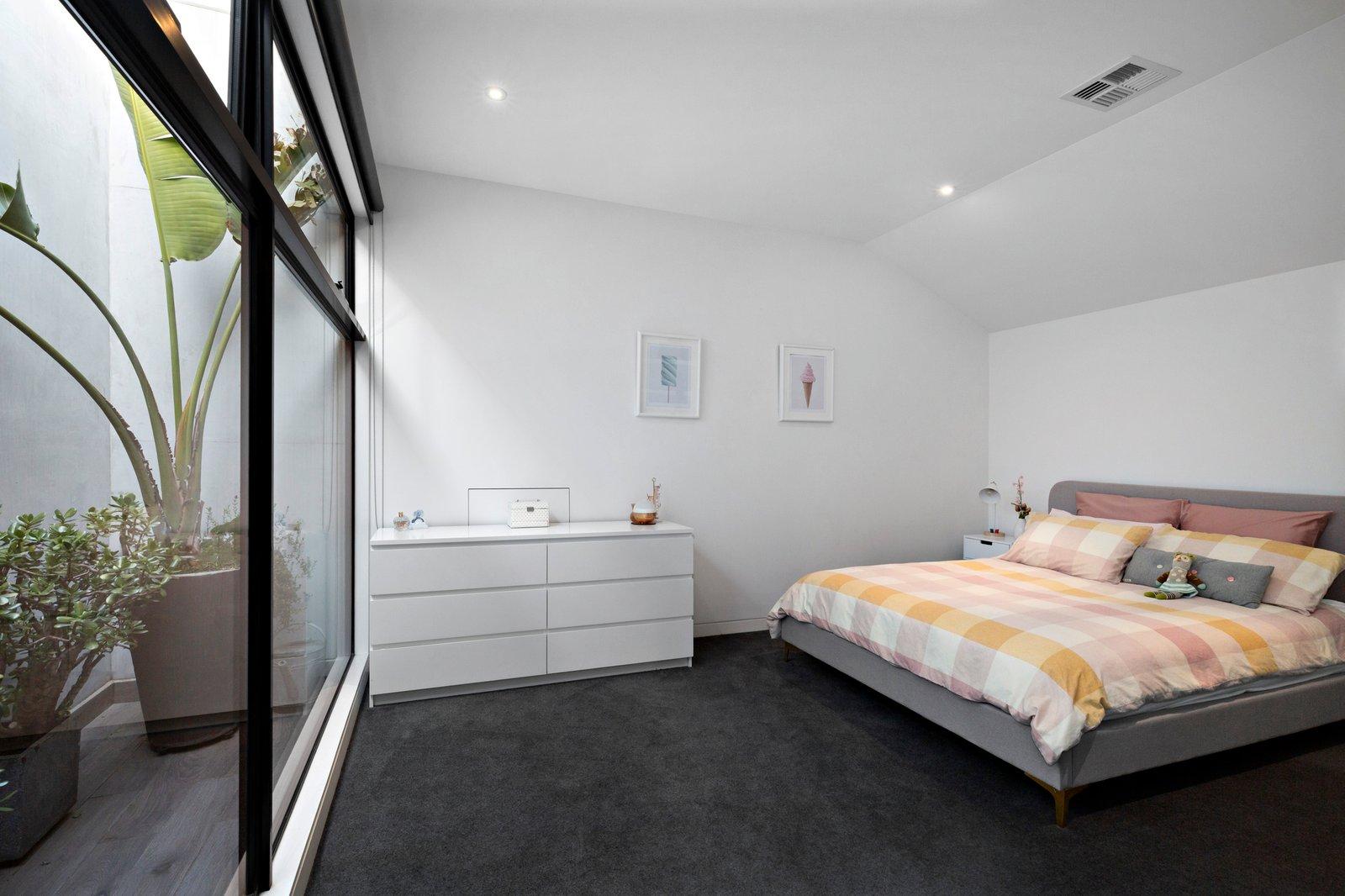 13 Douglas Street, Malvern East, 3145