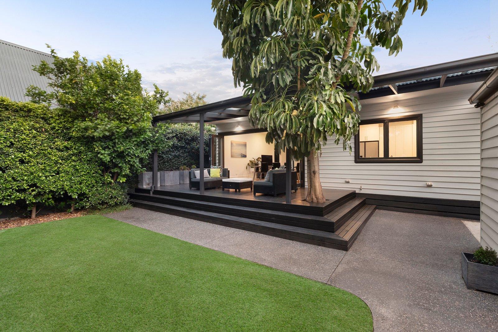 19 Invermay Grove, Hawthorn East, 3123