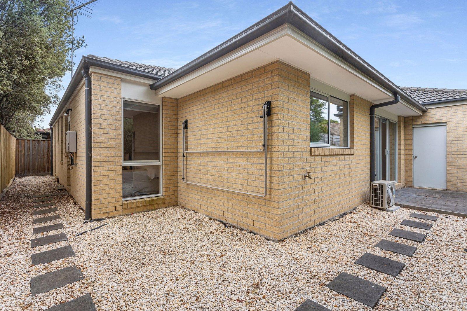 2/103 Burgess Drive, Langwarrin, 3910