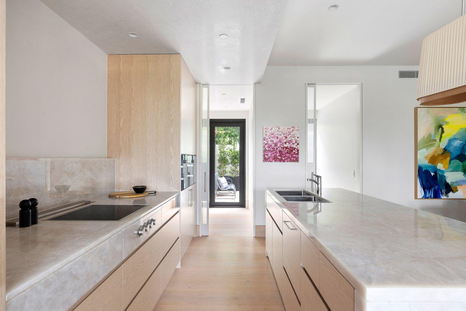 2/2 Black Street, Brighton, 3186