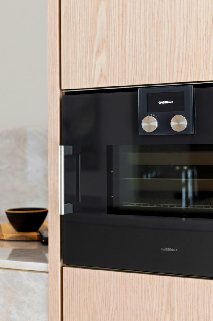 2/2 Black Street, Brighton, 3186