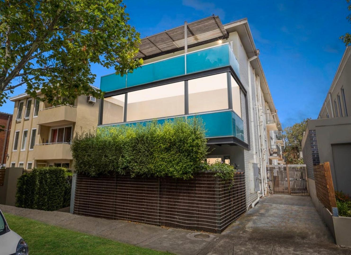 2/29 Charnwood Road, St Kilda, 3182