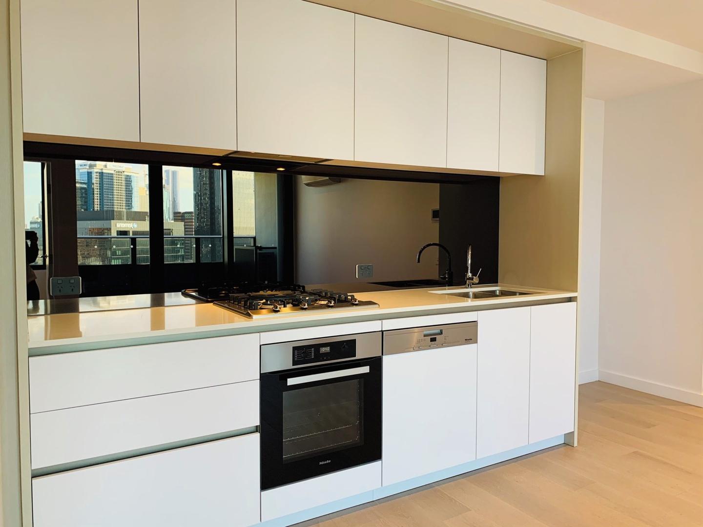 3304/628 Flinders Street, Docklands, 3008
